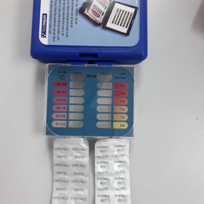 Bộ Test nước hồ bơi hãng ASTRAL