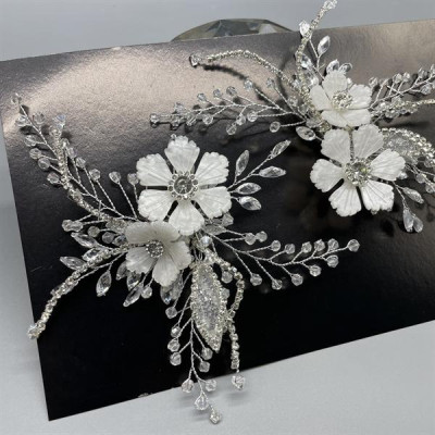 Cài tóc cô dâu mẫu mới đính dây đá t8/2024