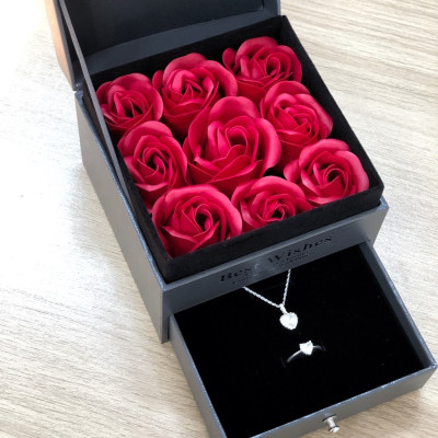 Hộp Quà Trang Sức Nhẫn Dây Chuyền Hoa Tai Lắc Tay Hoa Hồng Thơm HQ015 