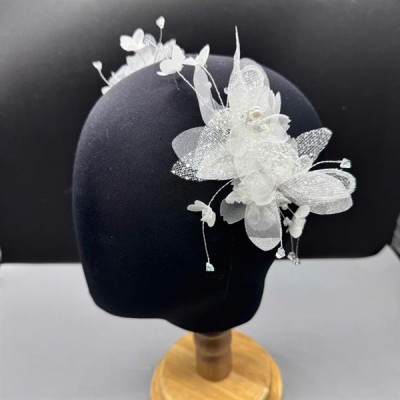 Cài tóc cô dâu hoa trắng lưới nhũ đính hoa mẫu mới t12/2024