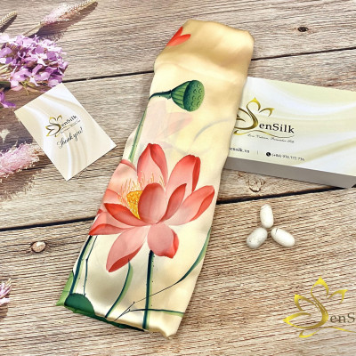 Khăn Lụa Vẽ Tay SenSilk Limited - Mẫu Hoa Sen (Nude - Hồng - Xanh), Quà Tặng Đẳng Cấp Silk Painting 180x55cm, Lụa Tơ Tằm Bảo Lộc Cao Cấp