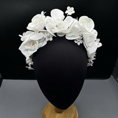 Băng đô cài tóc cô dâu hoa vải trắng 3D mẫu mới t11/2024