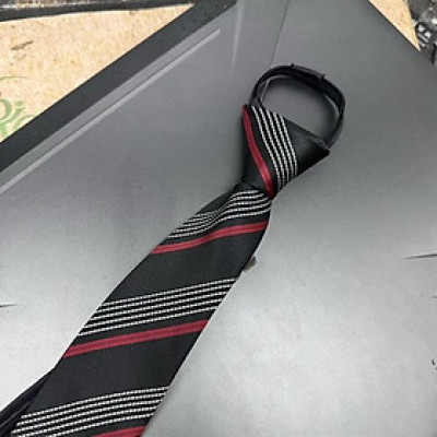Cà vạt nam mẫu thắt sẵn dây kéo bản nhỏ 6cm mẫu đen kẻ đỏ chấm trắng