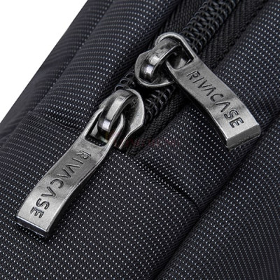 Túi xách/đeo chống sốc RivaCase Central Laptop Bag up to 15.6 inch 8231 - Hàng chính hãng