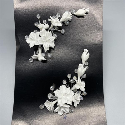 Cài tóc cô dâu hoa trắng nhỏ đính pha lê