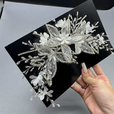 Băng đô cài tóc cô dâu hoa đá 3D mẫu mới t9/2024