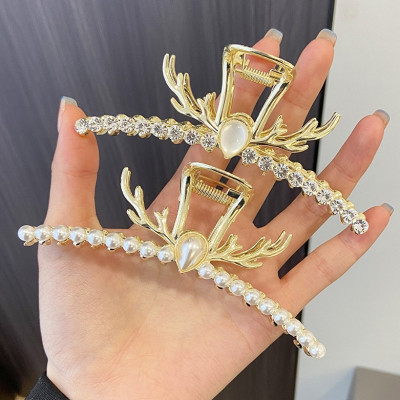 Cài tóc kim loại ngọc trai dạng dài sừng nai mẫu mới