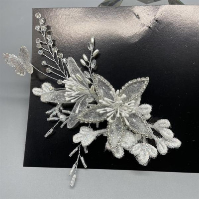 Cài tóc cô dâu hoa trắng mẫu mới t8/2024