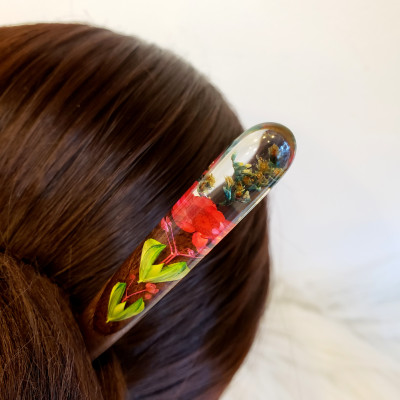 Trâm cài tóc gỗ- resin & hoa snowy đỏ