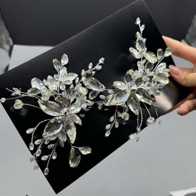 Cài tóc cô dâu hoa đá lấp lánh mẫu thủ công thiết kế mới t10/2024