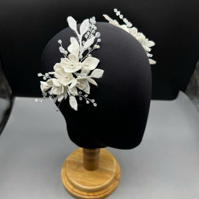 Cài tóc cô dâu hoa đất đính lá nhũ kim tuyến