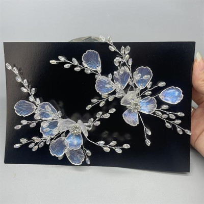 Cài tóc cô dâu hoa xanh nhỏ dễ thương mẫu mới