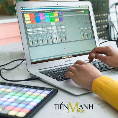 Novation Launchpad Mini MK3 Bàn phím sáng tác nhạc - Sản xuất âm nhạc Producer USB Grid Controller for Ableton Live Hàng Chính Hãng - Kèm Móng Gẩy DreamMaker
