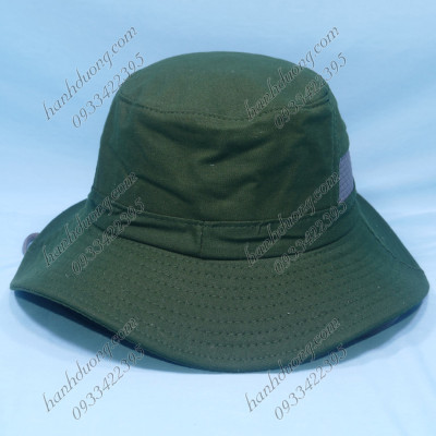 Nón tai bèo nam rộng vành thêu lá cờ Việt Nam, chất liệu vải kaki bền đẹp, bên hông có 2 lỗ thông gió - Hạnh Dương