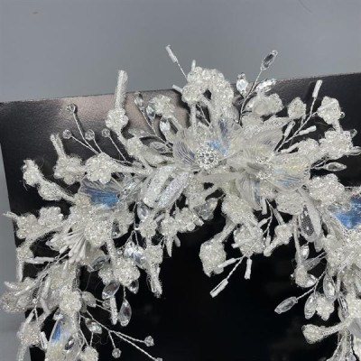 Băng đô cài tóc cô dâu mẫu mới t7/2024