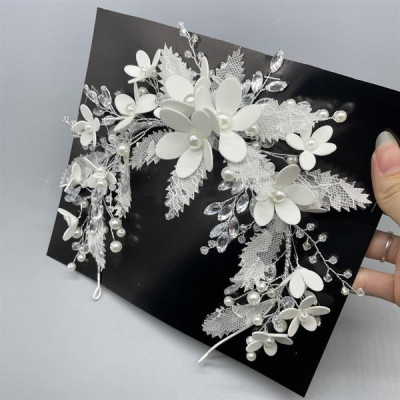 Băng đô cài tóc hoa nhí đính hạt trai mẫu mới t7/2024