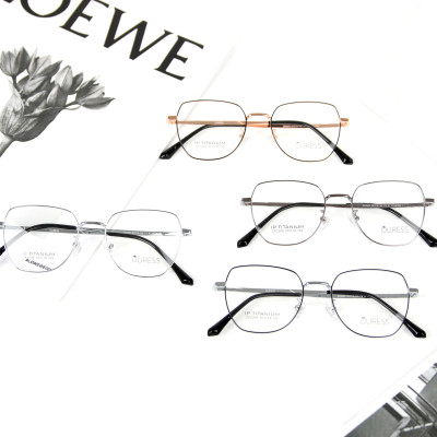 Gọng kính Titanium cao cấp thời trang nam nữ Ouress ZX2209