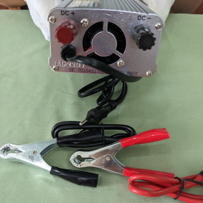 Kích Chuyển Đổi Điện Suoer 1000W 2IN1 - Kích 12V Lên 220V Kèm Sạc Ắc Quy Tự Ngắt Khi Đầy