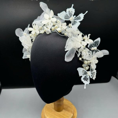 Băng đô cài tóc hoa đất đính bướm hiệu ứng 3D