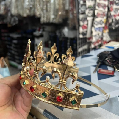 Vương miện nam vương chóp cao màu vàng đính đá ngọc trai cao cấp Giangpkc