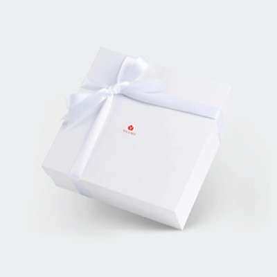 Hộp quà Yuumy ( Thời trang nữ kiểu dáng basic - Hộp quà YHQ )