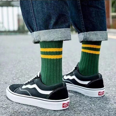 Combo 5 đôi tất cao cổ họa tiết kẻ ngang đen trắng phong cách Hàn Quốc