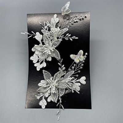 Cài tóc cô dâu hoa trắng mẫu mới t8/2024