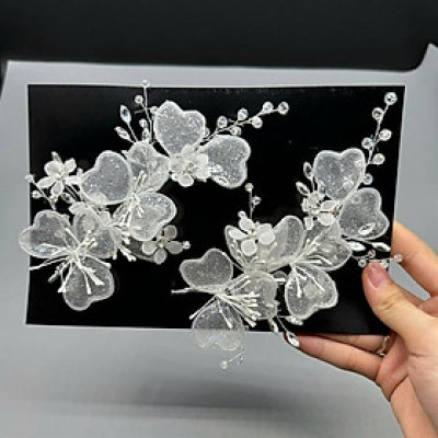 Cài tóc cô dâu hoa cánh tim màu trắng kết hạt cườm