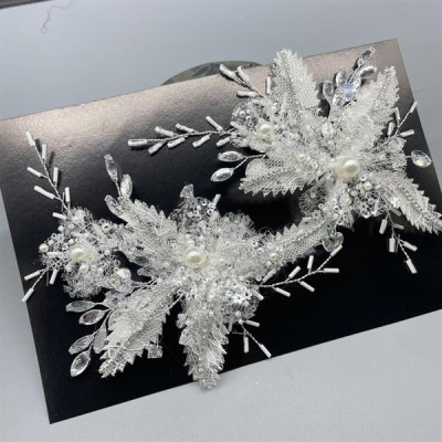 Cài tóc cô dâu hoa lưới kết hạt cườm mẫu mới t7/2024