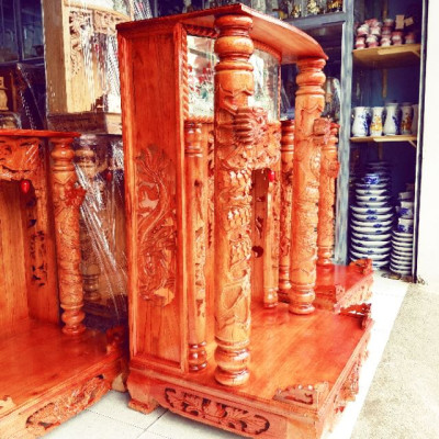 Bàn thờ thần tài ông địa gỗ xoan quỳ trụ điện tử ngang 68 cm - đo