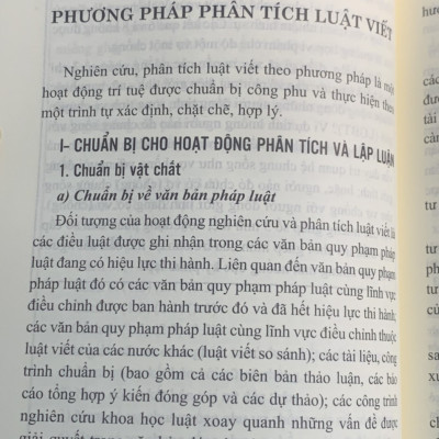 Phương pháp phân tích luật viết tái bản lần năm, có chỉnh sửa, bổ sung