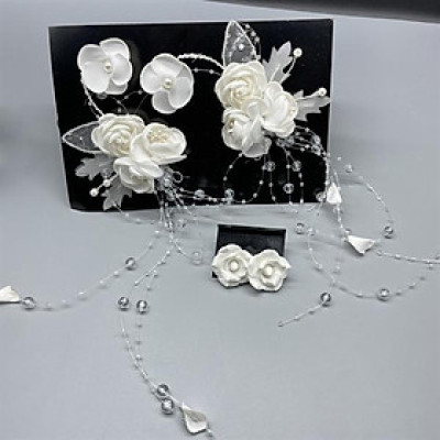 Cài tóc cô dâu hoa trắng kèm bông tai cùng bộ