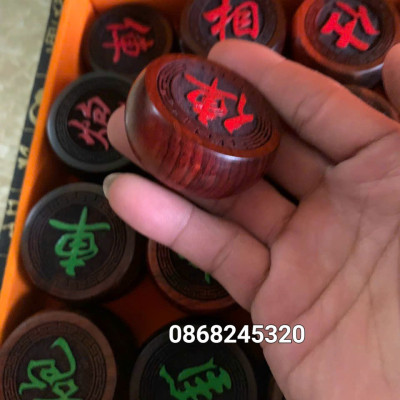 Bộ quân cờ tướng gỗ trắc kt 4.8×1.6cm +hộp da đựng  quân 