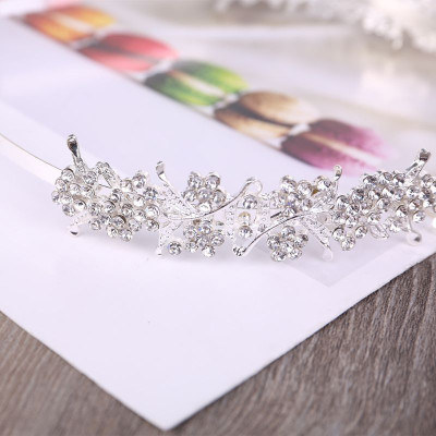 Bờm tóc công chúa hoa dây đính đá