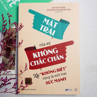 Sách - Mặt trái của sự không chắc chắn: Khi ""không biết"" cũng là một loại sức mạnh - MCBooks