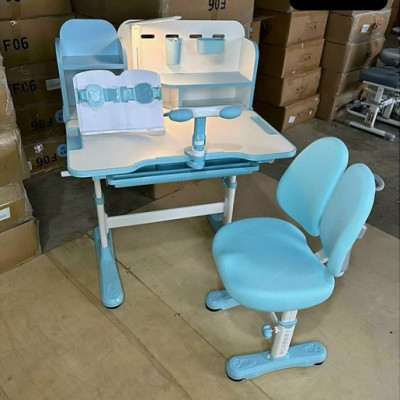 Bộ bàn ghế học sinh tiểu học có nâng hạ tay quay chỉnh góc 45 độ CTK08 Tundo ngang 80cm