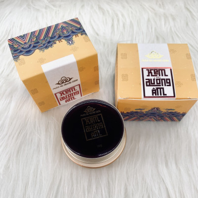 Kem dưỡng ẩm Phấn Nụ Hoàng Cung