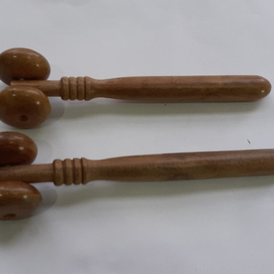 Combo Hai Con lăn massage mặt cho bé