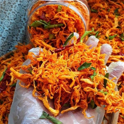 500G KHÔ GÀ XÉ LÁ CHANH VIETTINMART