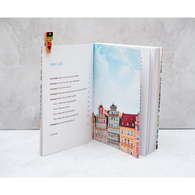 Sách - Liệu Pháp Tâm Lý - Ứng Dụng Màu Sắc Để Thay Đổi Cuộc Sống (TH) -mk