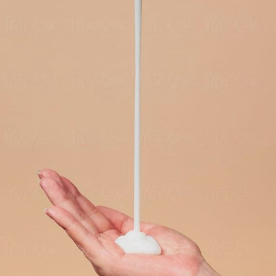 Sữa Tắm Dưỡng Ẩm Và Mịn Da Reihaku Hatomugi (Chai 600 mL)