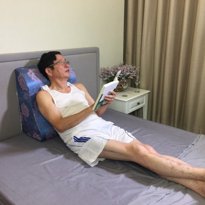 VỎ GỐI KÊ CHÂN CHỐNG GIÃN TĨNH MẠCH YOROKOBI 25CM- MÀU HỒNG