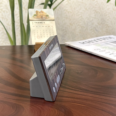 Đồng hồ Rhythm LCT108NR06 – KT 13.1 x 6.6 x 3.6cm, 150g. Vỏ nhựa. Dùng Pin.