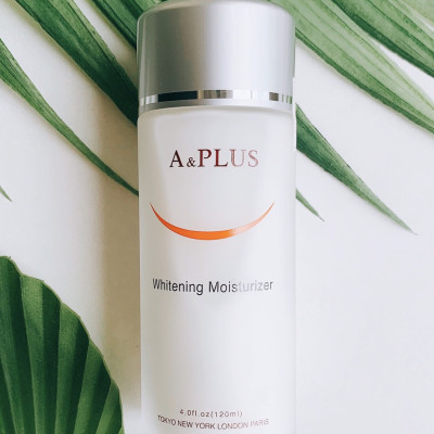 Kem Dưỡng Ẩm Trắng Da A&Plus A004 (120ml)