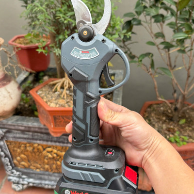 Kéo cắt cành pin WORKFIX WF-CP30BL, Động cơ Không chổi than, Màn hình led hiển thị, Cắt 3cm