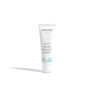 Kem Kiểm Soát Nhờn & Giữ Ẩm Cho Da Mụn Aknicare Cream 50ml