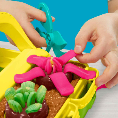 Đồ Chơi Bộ Làm Hoa Tuyệt Vời Của PLAYDOH G0492
