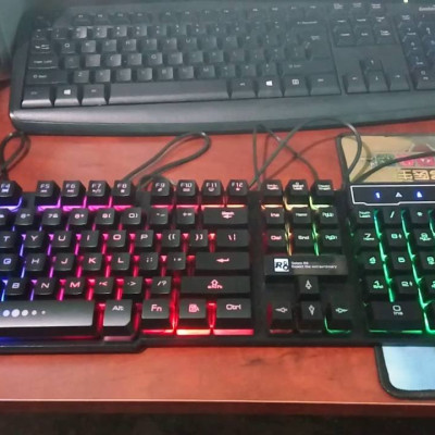 [TẶNG LÓT CHUỘT T1] Bộ Bàn Phím Giả Cơ Và Chuột Chuyên Game R8 1910 Led 7 Màu (Đen) - Hàng nhập khẩu