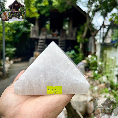 Kim tự tháp phong thủy NHA SAN T642 Vật phẩm mang lại may mắn, sức khỏe và tài lộc - 0.98 kg (7 x 10.2 cm)