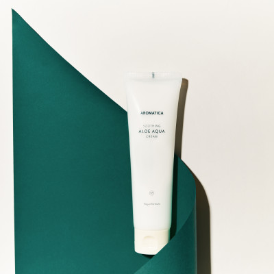 Kem Dưỡng Ẩm Lô Hội Aromatica Soothing Aloe Aqua Cream 150g
